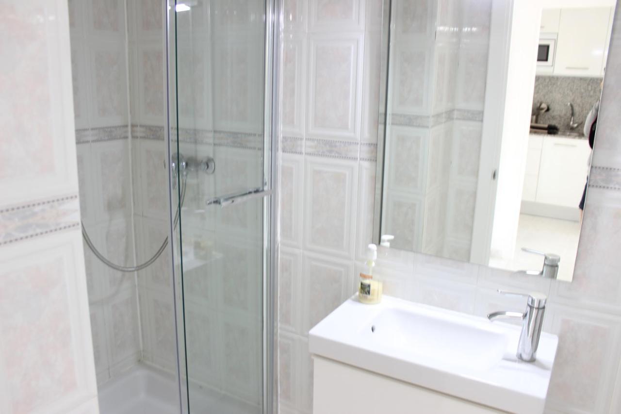 Beautiful Apartment In Front Of Beach, Pool, View 罗萨斯 外观 照片